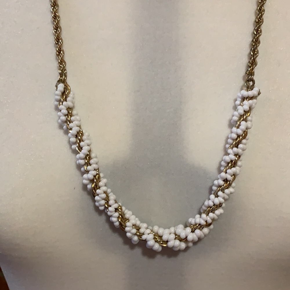 Banana Republic white and gold necklace